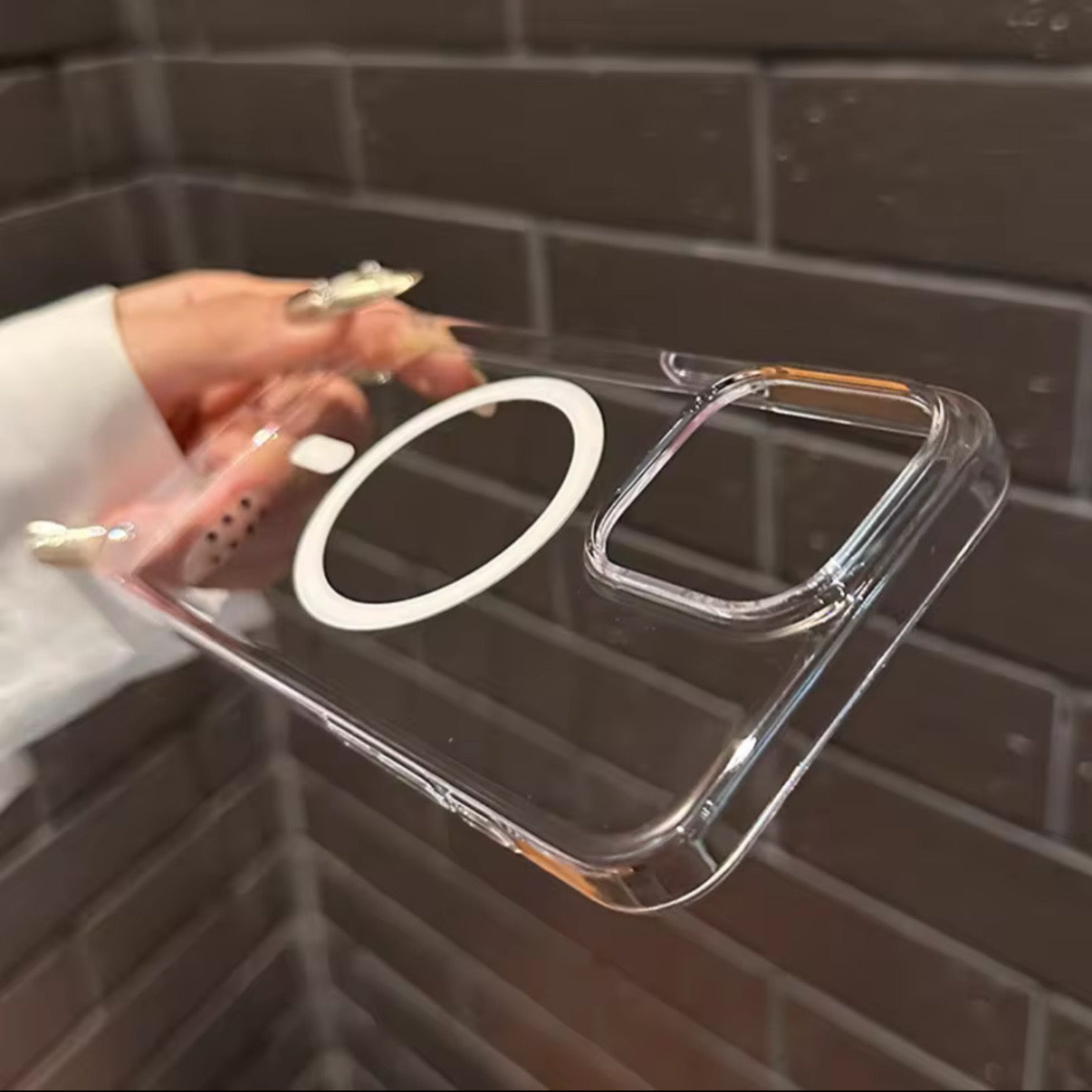 iPhone Clear Case mit MagSafe